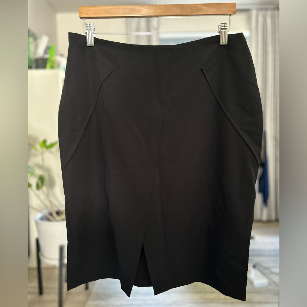 NWT Black Magaschoni Skirt with Pleat Front Opening